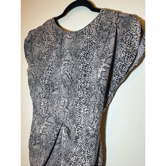 GUESS Woman's Sheath Short Sleeve Dress Snake Print Size 2 - Picture 3 of 5